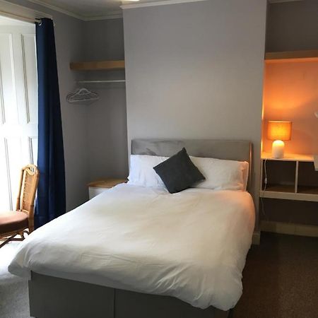 Budget Stay, Shared Guest House, R1 Mount Pleasant Hill Swansea Buitenkant foto