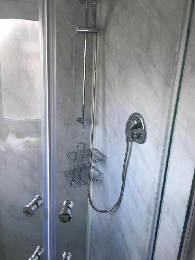 Budget Stay, Shared Guest House, R1 Mount Pleasant Hill Swansea Buitenkant foto